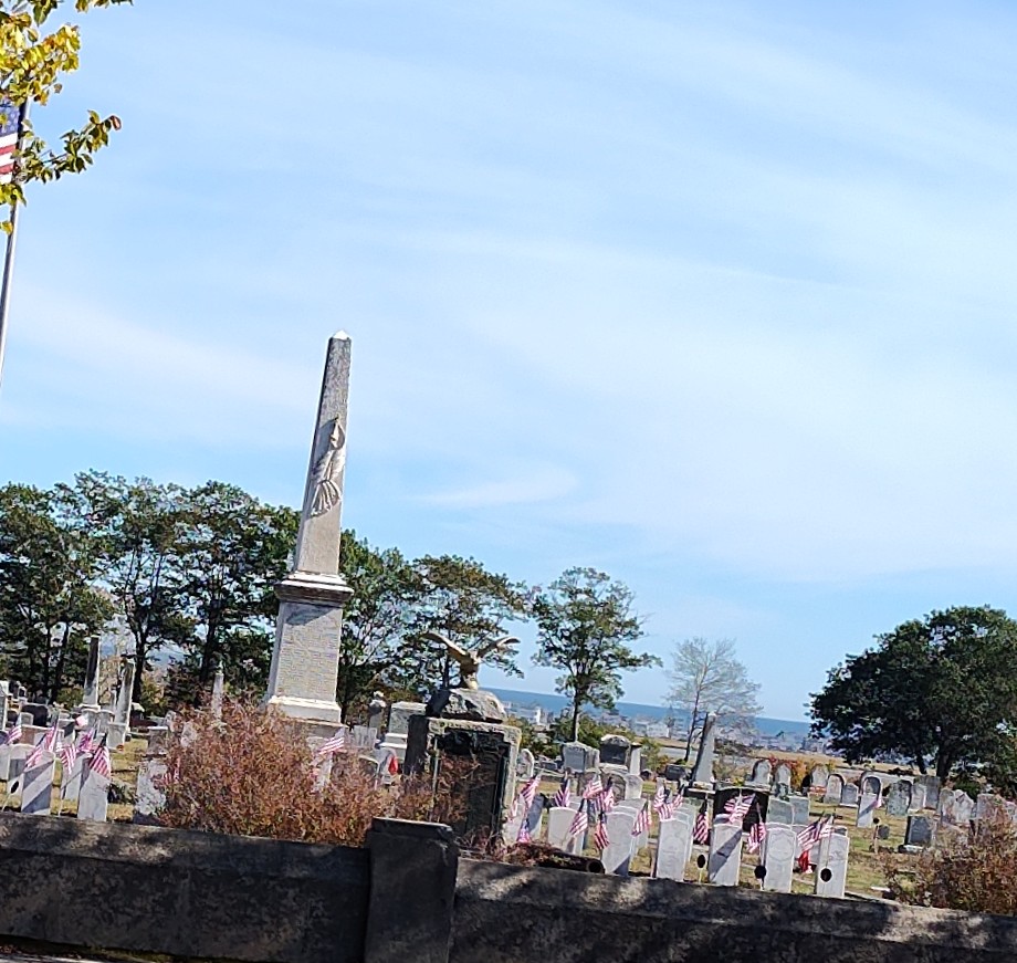 Ocean View Cemetery cemetery grounds and headstones