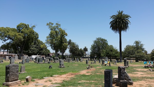 Odd Fellows Cemetery grounds