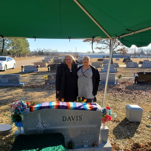 Okmulgee Cemetery grounds