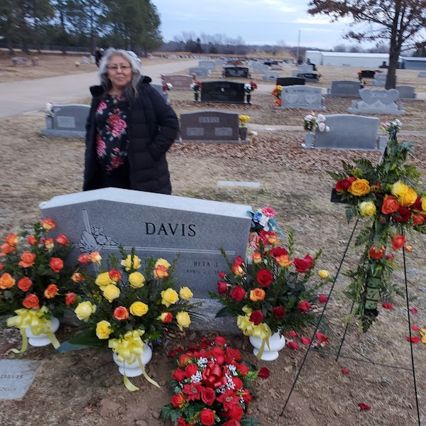 Okmulgee Cemetery grounds