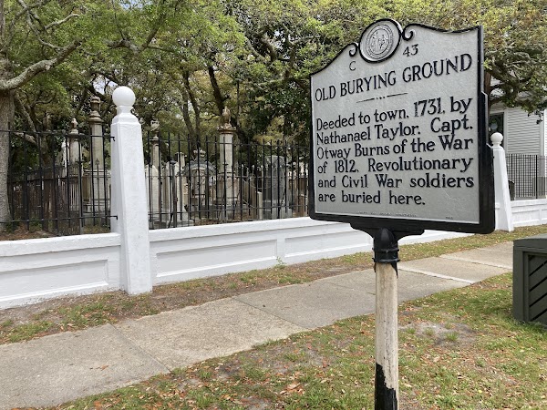 Old Burying Ground grounds