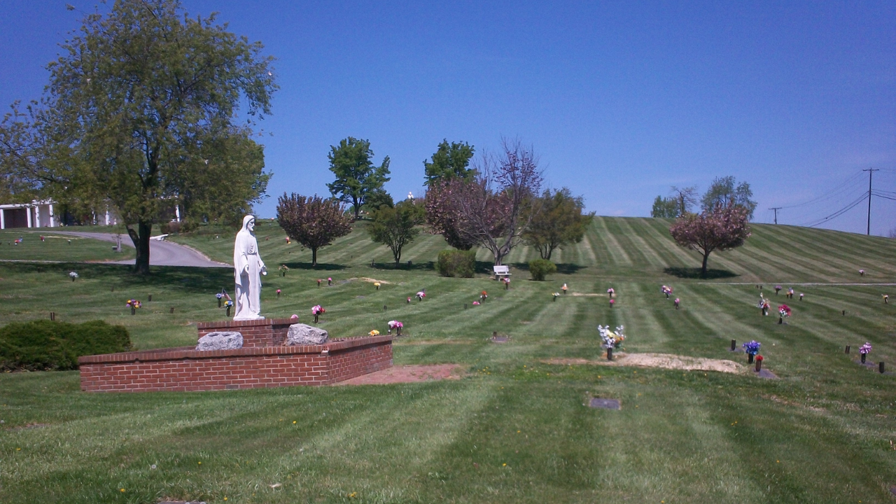 Old Dominion Memorial Gardens headstone and grounds