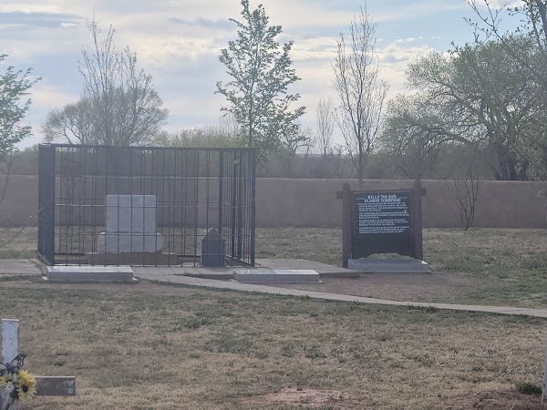 Old Fort Sumner Cemetery and Chamber of Commerce grounds
