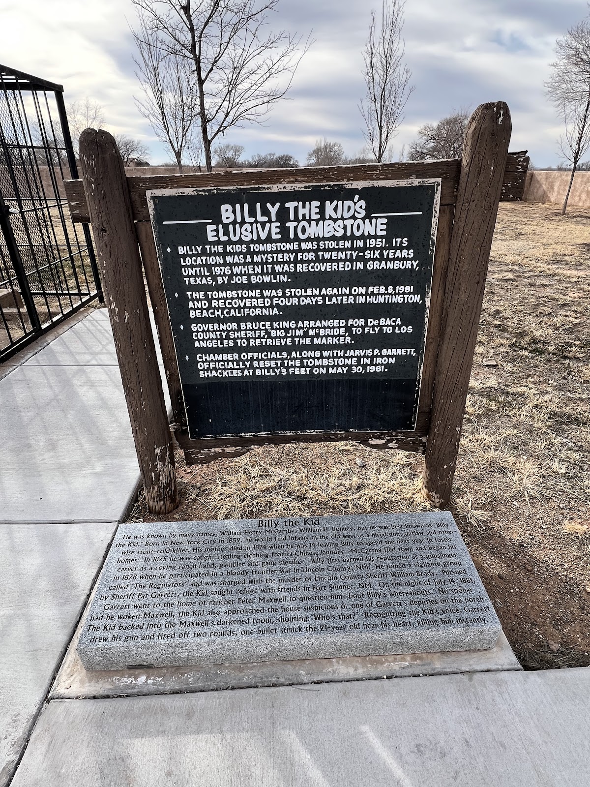 Old Fort Sumner Cemetery and Chamber of Commerce