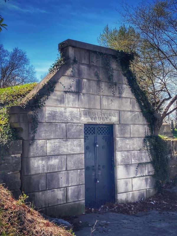 Old Gray Cemetery grounds