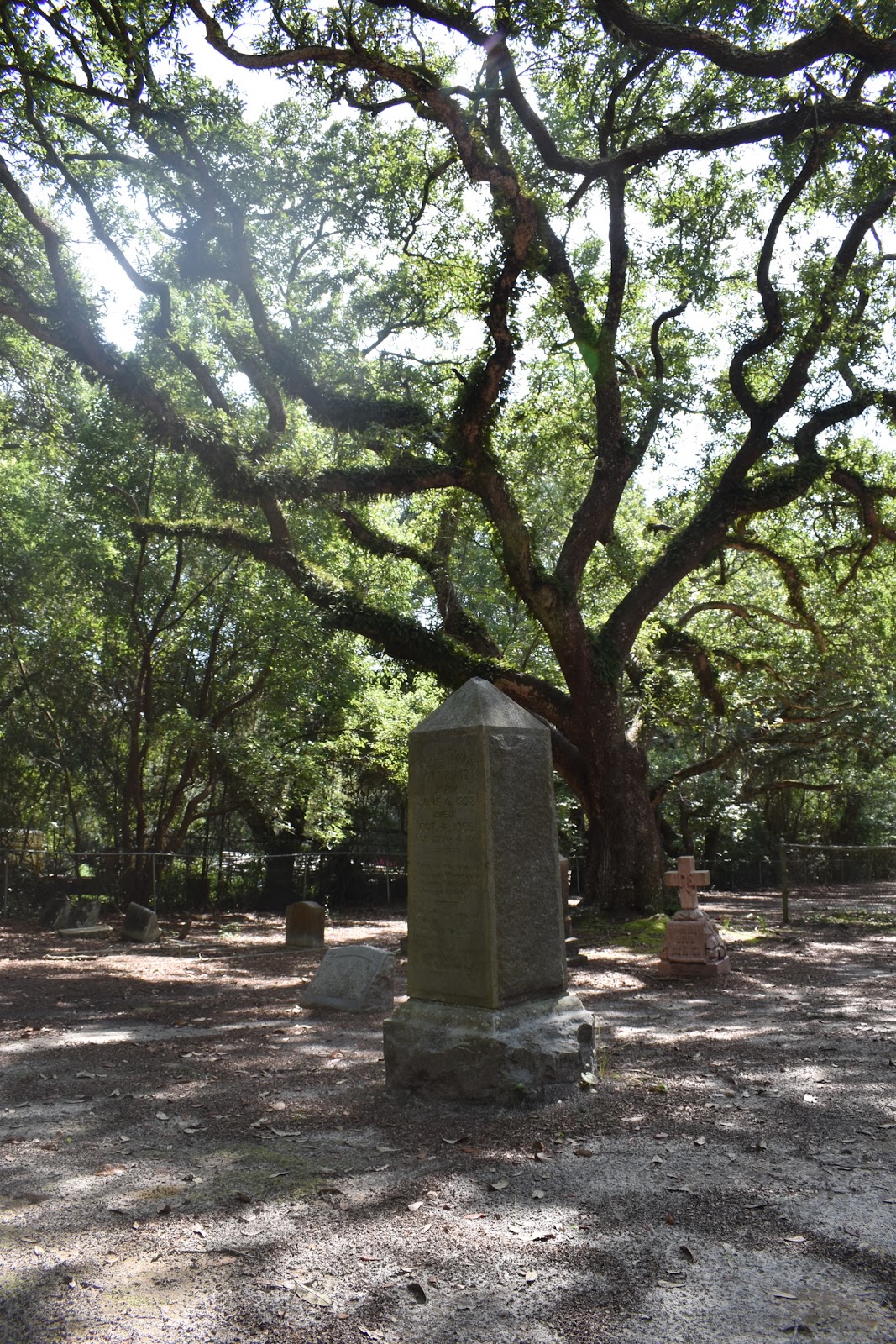 Old Mississippi City Cemetery cemetery grounds and headstones