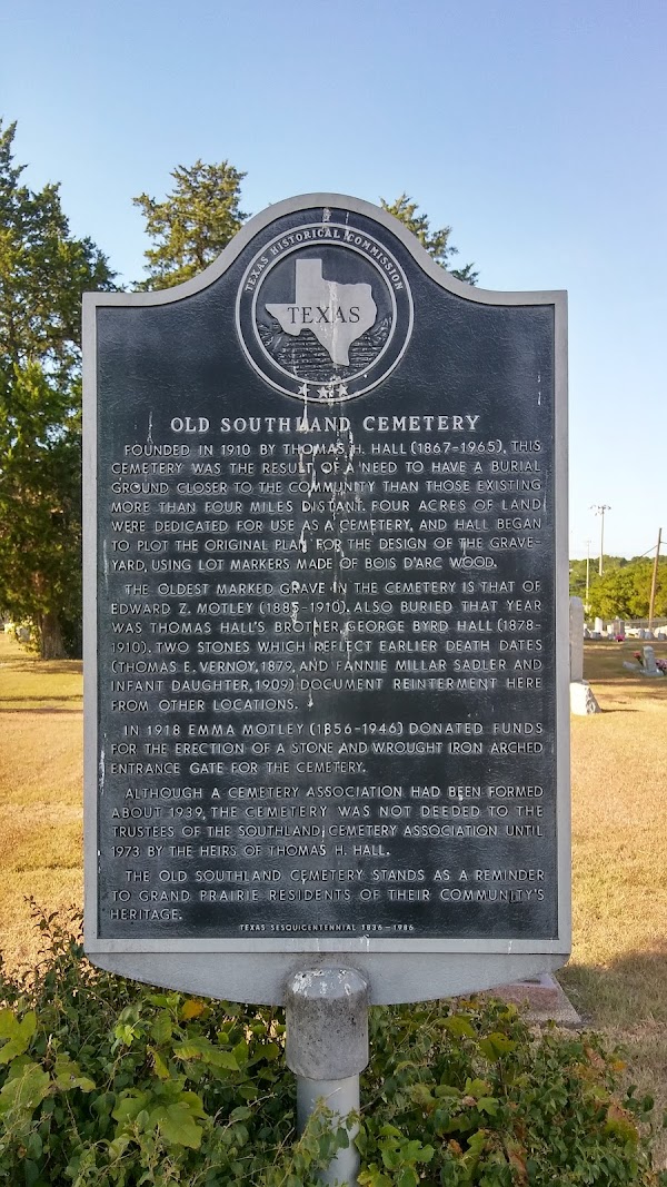 Old Southland Cemetery - Texas State Historical Marker grounds
