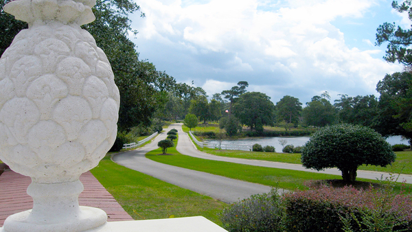 Oleander Memorial Gardens grounds