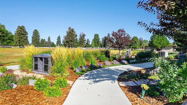 Olinger Funeral, Cremation & Cemetery - Crown Hill grounds