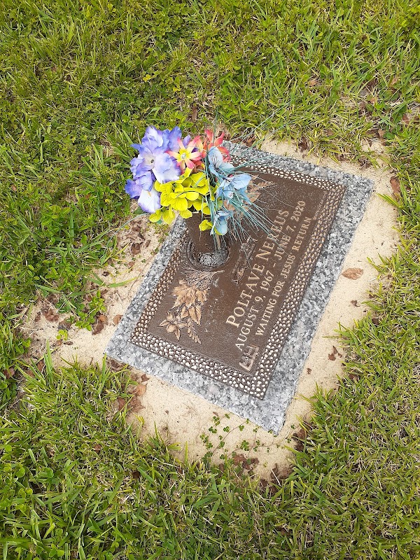 Orlando Memorial Gardens grounds