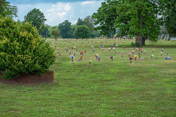 Paradise Gardens Cemetery grounds