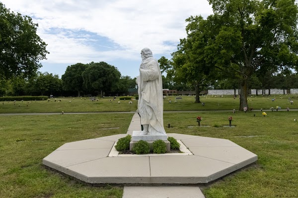 Parklawn Memorial Park grounds