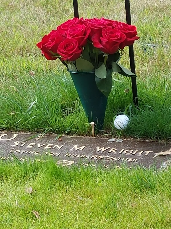 Parkview Memorial Cemetery grounds