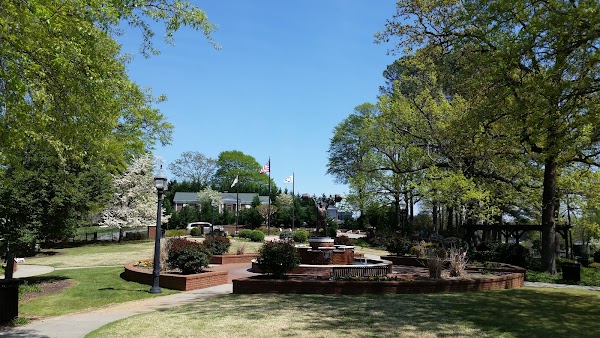 Paul Anderson Memorial Park grounds