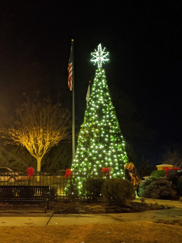 Paul Anderson Memorial Park grounds