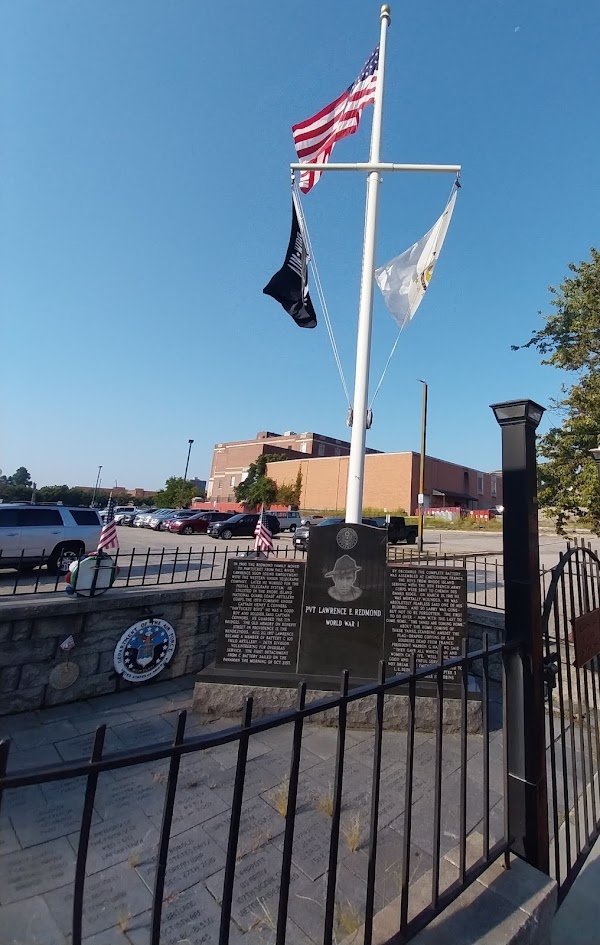 Pawtucket Veterans Memorial Park grounds