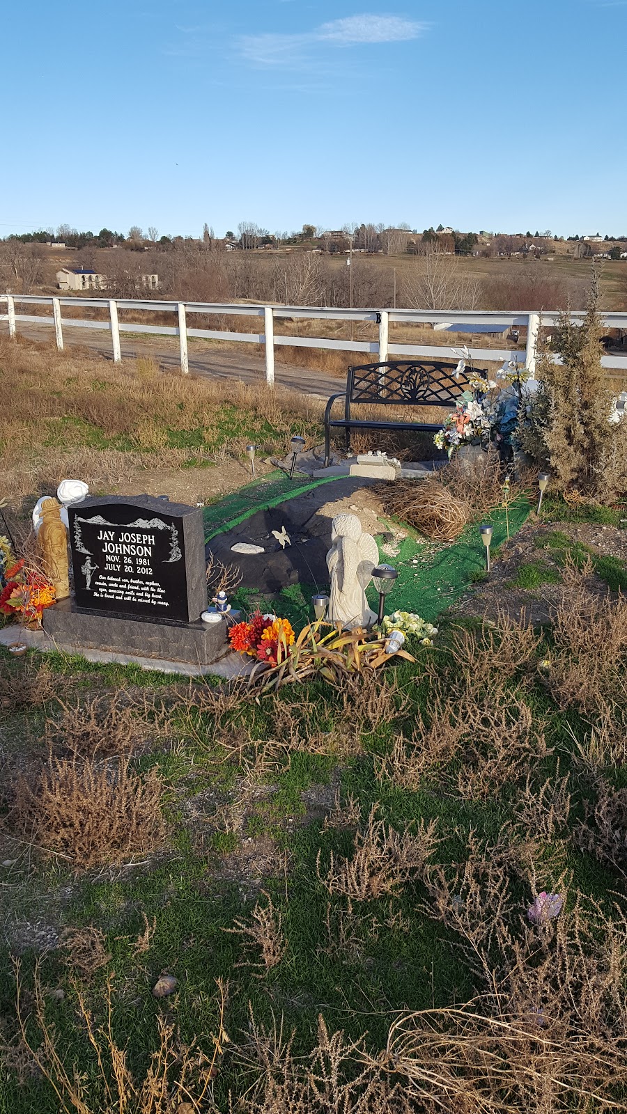 Peaceful Valley Cemetery