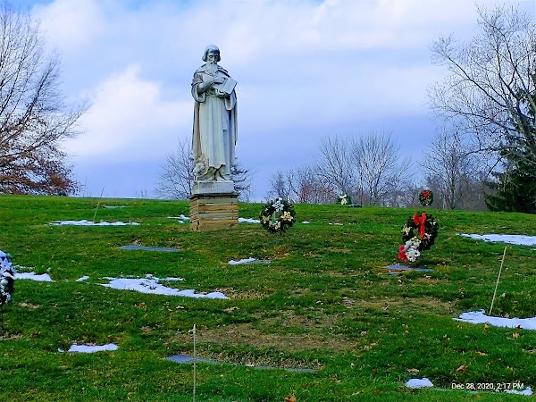 Penn Lincoln Memorial Park grounds