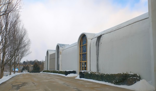Penn Lincoln Memorial Park grounds