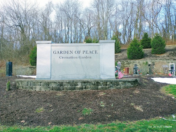 Penn Lincoln Memorial Park grounds