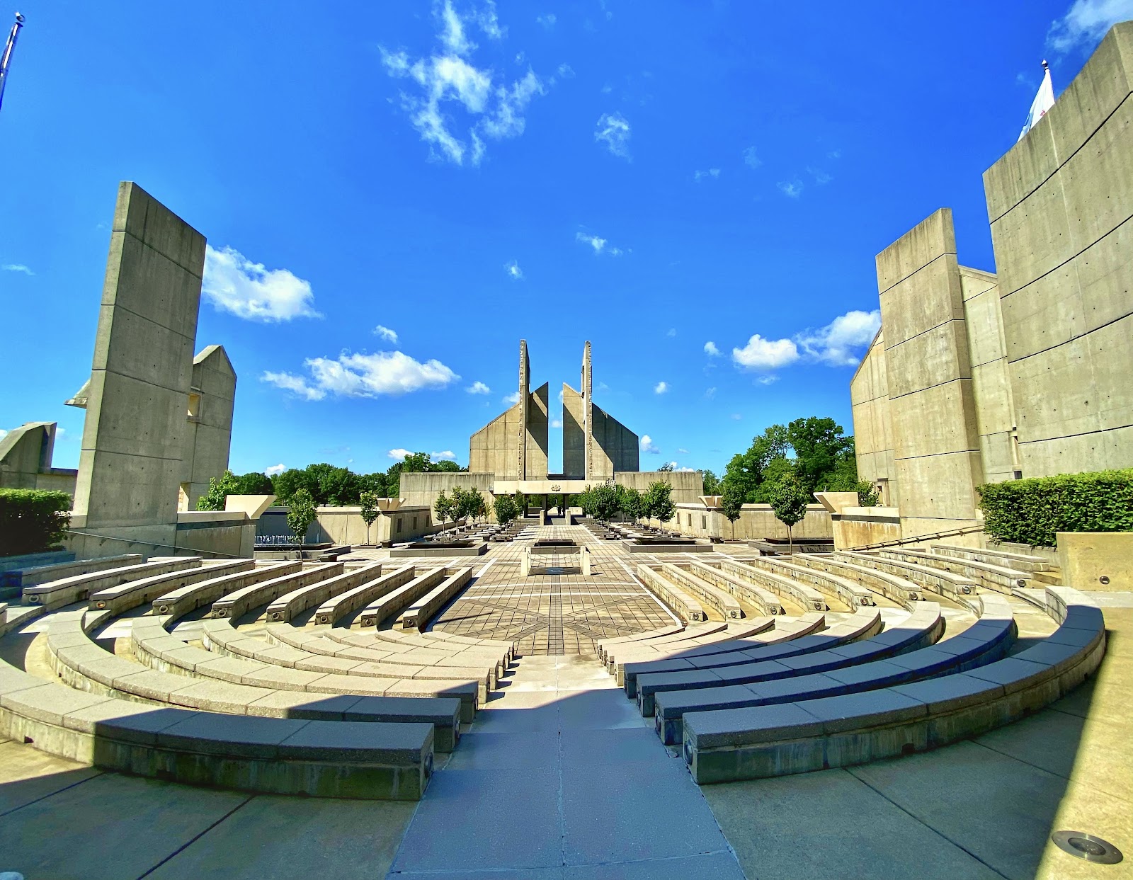 Pennsylvania Veterans' Memorial cemetery grounds and headstones