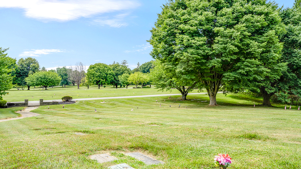 Philadelphia Memorial Park cemetery grounds and headstones