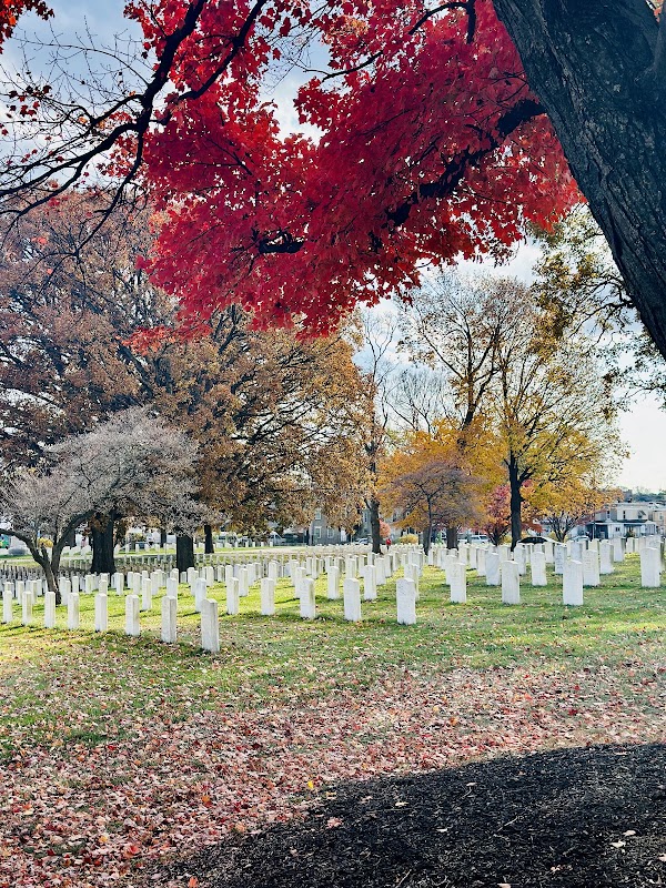 Philadelphia National Cemetery grounds