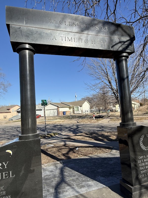 Piatt Memorial Park grounds