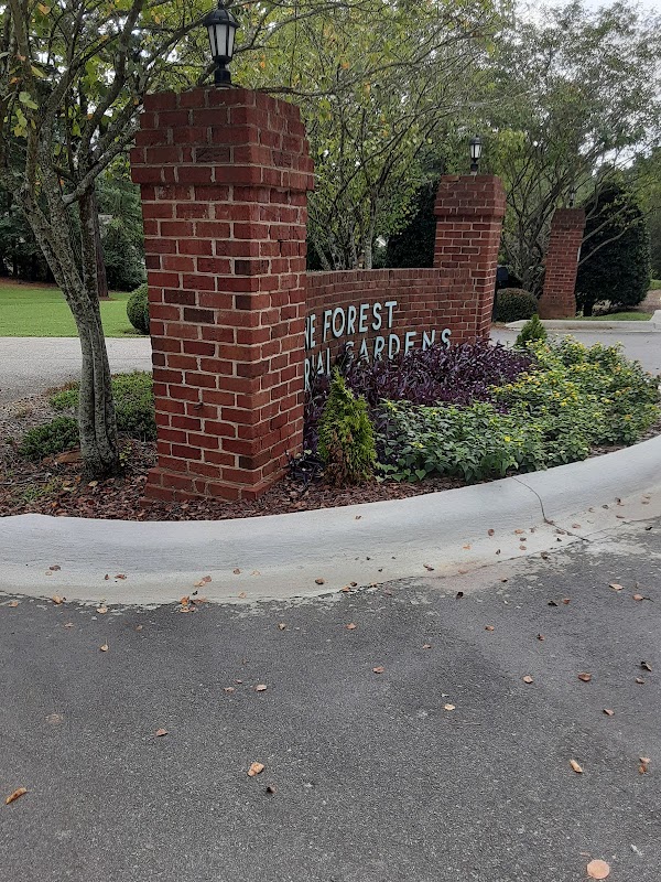 Pine Forest Memorial Gardens grounds