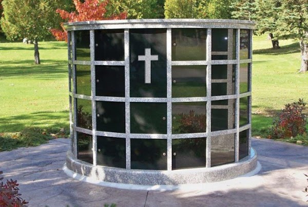 Pine Hill Cemetery Association grounds
