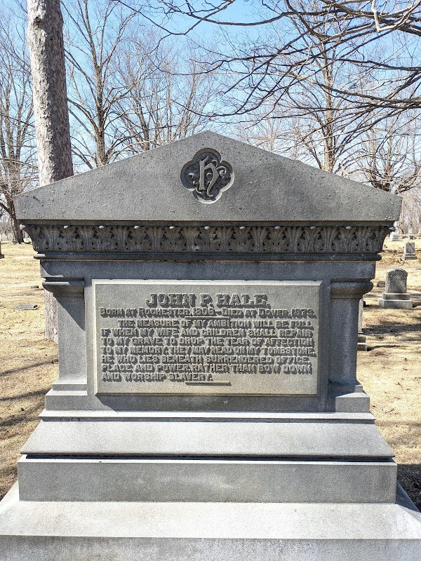 Pine Hill Cemetery grounds