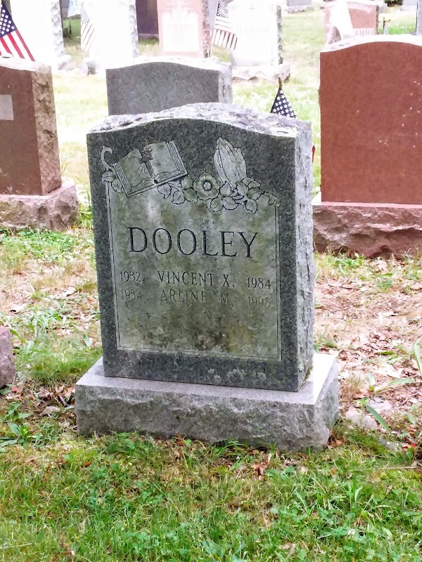 Pine Hill Cemetery grounds