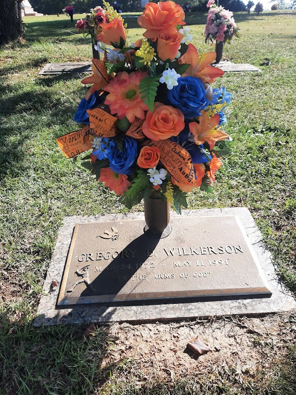 Pine Hill Memorial Park grounds