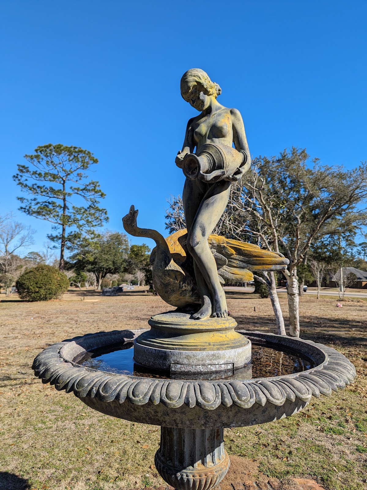 Pine Rest Cemetery cemetery grounds and headstones
