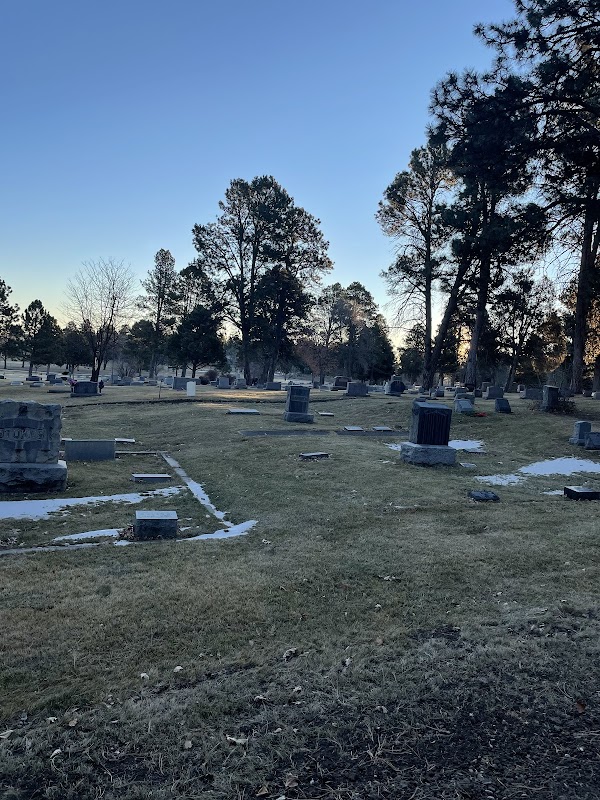 Pine Slope Cemetery grounds