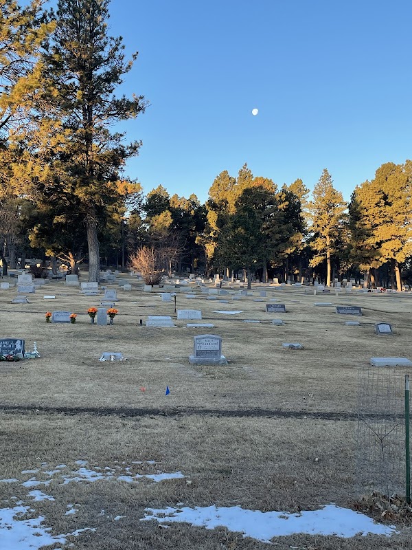 Pine Slope Cemetery grounds
