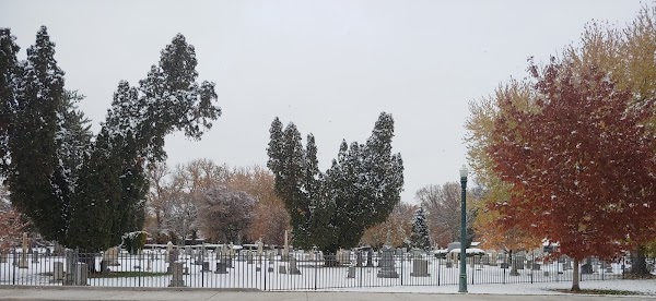 Pioneer Cemetery grounds