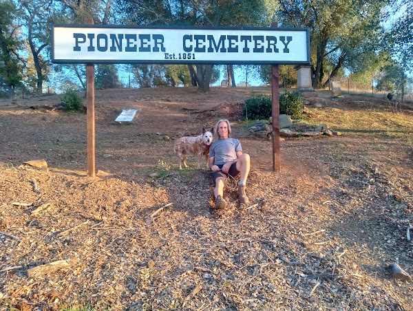 Pioneer Cemetery grounds