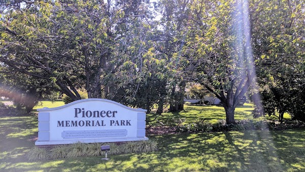 Pioneer Memorial Park grounds