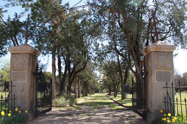 Pioneers Rest Cemetery grounds
