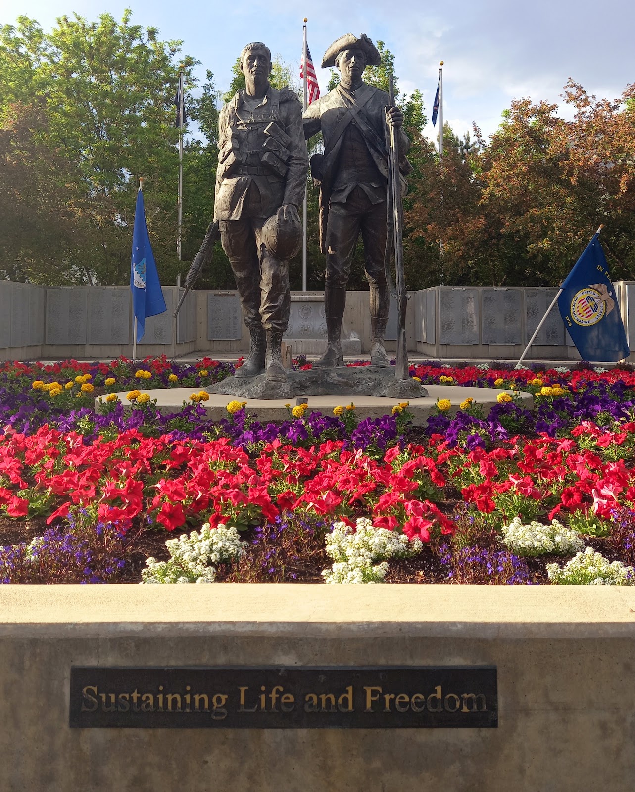 Pleasant Grove City Cemetery headstone and grounds