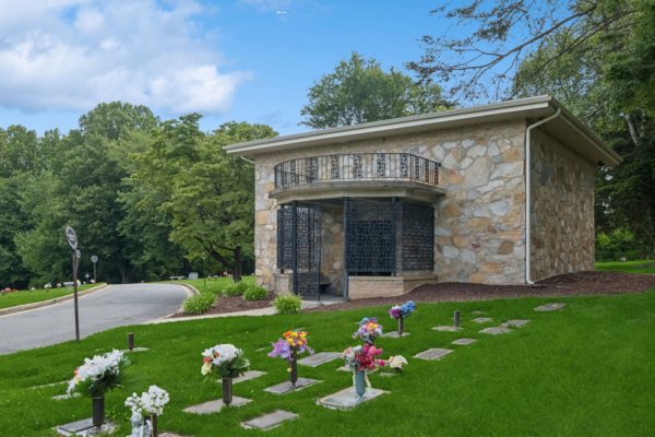 Pleasant Valley Memorial Park grounds