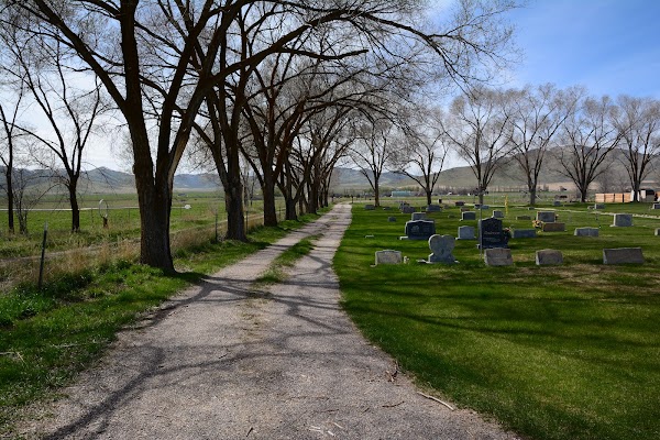 Pleasant View Cemetery grounds