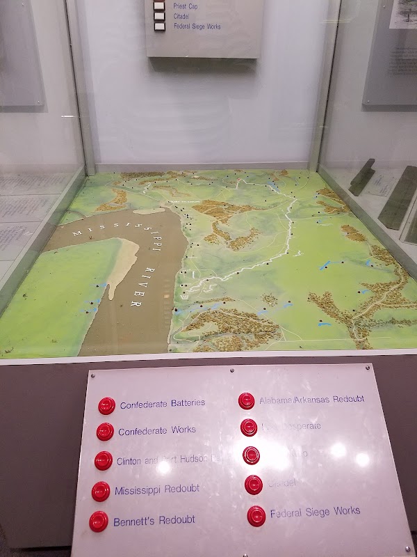 Port Hudson National Cemetery grounds