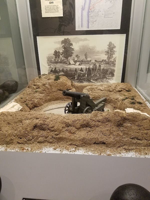 Port Hudson National Cemetery grounds