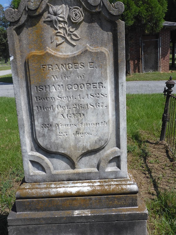 Porterdale Cemetery grounds