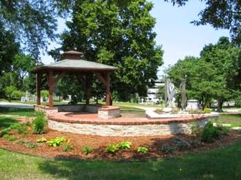 Prairie Home Cemetery grounds