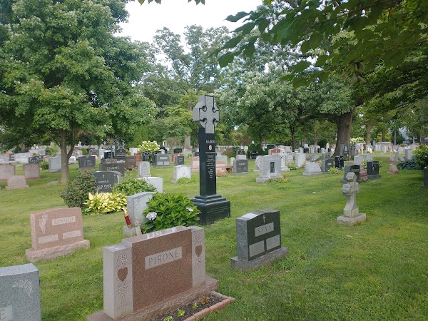 Princeton Cemetery grounds