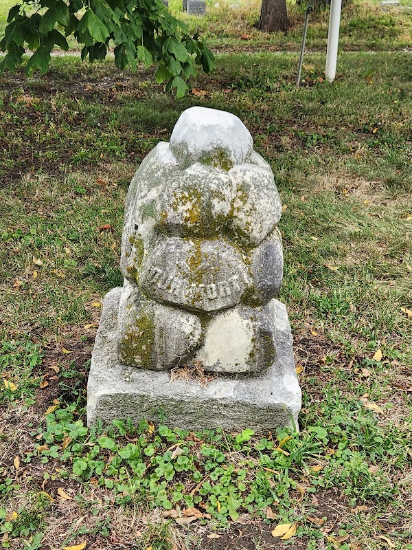 Prospect Hill Cemetery grounds