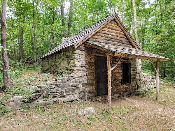 Putnam Memorial State Park grounds